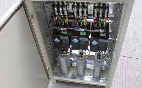 為什么大多數(shù)電力電容器的額定電壓會選擇450V或480V？